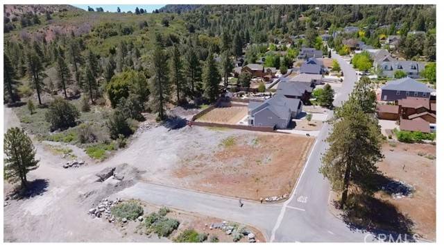 Wrightwood, CA 92397,5555 Pacific Crest Drive