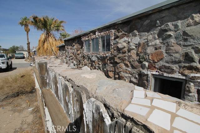Needles, CA 92363,1233 Desert Drive