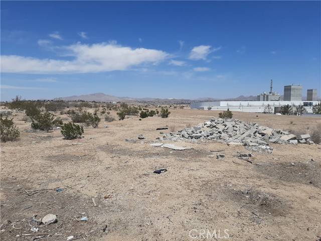 Victorville, CA 92395,0 Hesperia Road