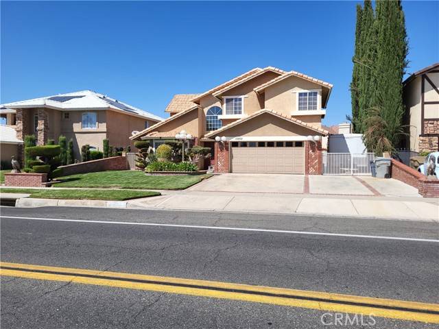 Victorville, CA 92395,13268 Country Club Drive