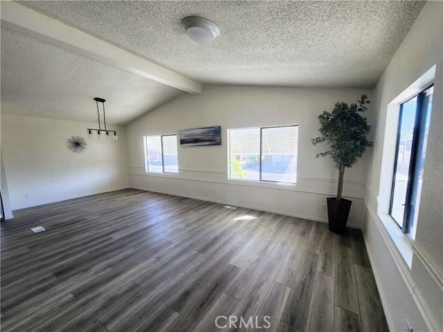 Hemet, CA 92543,1300 W Menlo Avenue #114