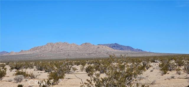 Lucerne Valley, CA 92356,800 Harrod Road