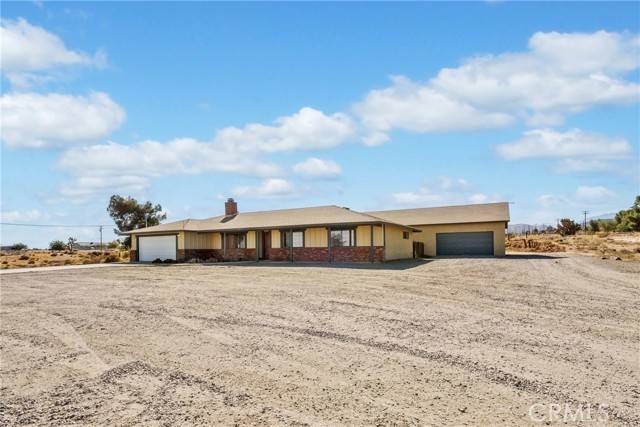 Phelan, CA 92371,5737 Sunnyslope Road