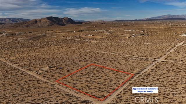 Joshua Tree, CA 92252,718 Candela Avenue