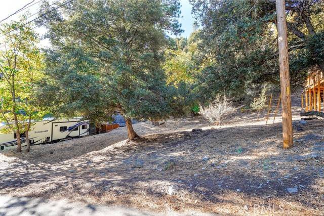 Wrightwood, CA 92397,1127 Twin Lakes Drive