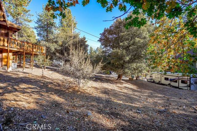 Wrightwood, CA 92397,1127 Twin Lakes Drive