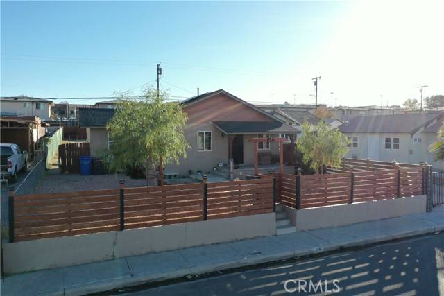 Barstow, CA 92311,116 W Fredricks Street