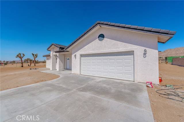 Apple Valley, CA 92307,23650 Pala Lane