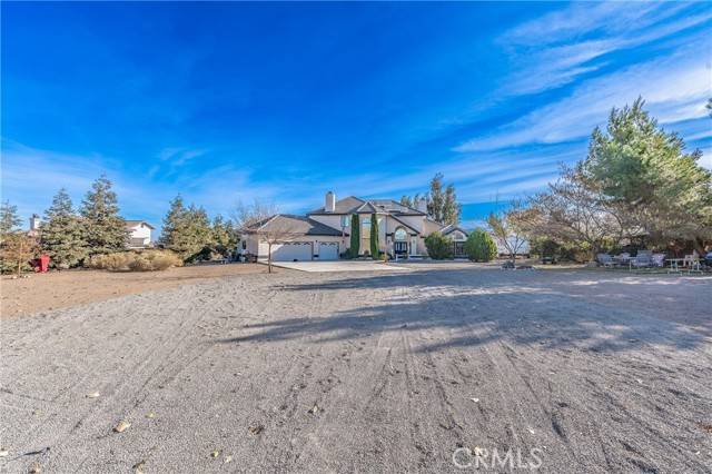 Oak Hills, CA 92344,9043 Joshua Road