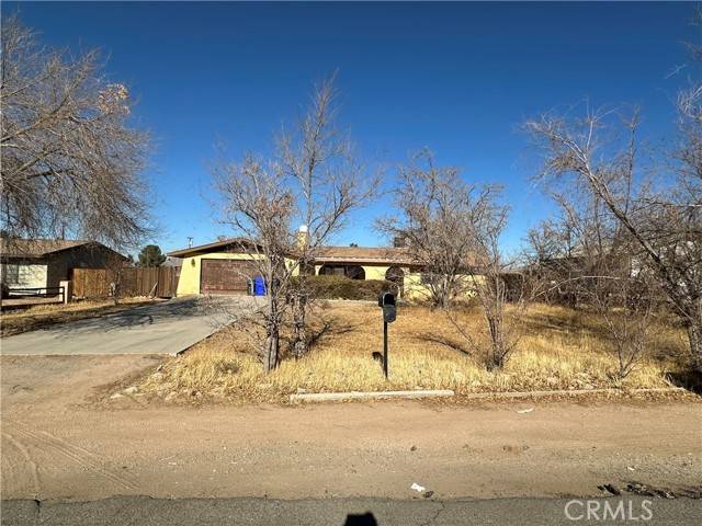 Apple Valley, CA 92307,21918 Mohican Avenue