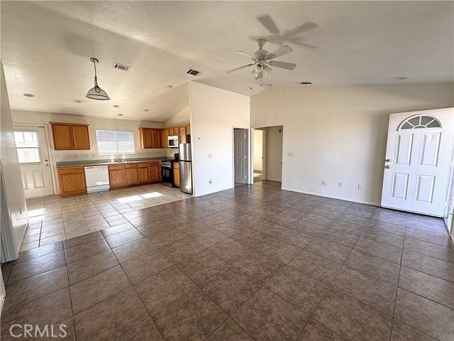 Barstow, CA 92311,24925 Paseo Robles