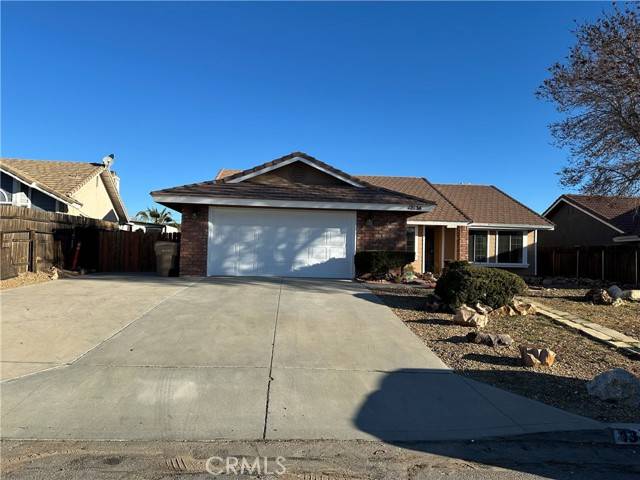 Hesperia, CA 92344,13536 Mountain Drive