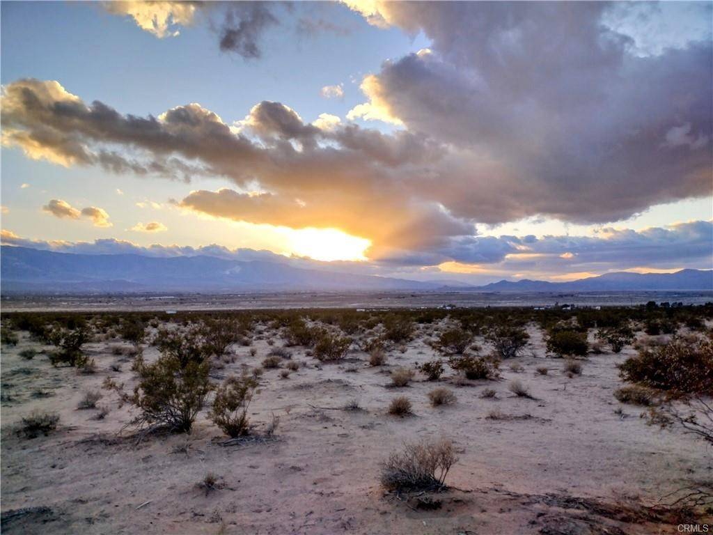 Lucerne Valley, CA 92356,0 Comet Road