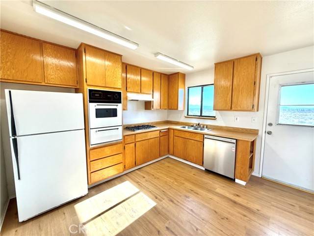 Inyokern, CA 93527,8554 Athel Avenue