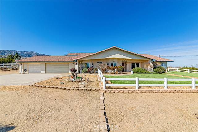 Pinon Hills, CA 92372,9126 Holiday Lane