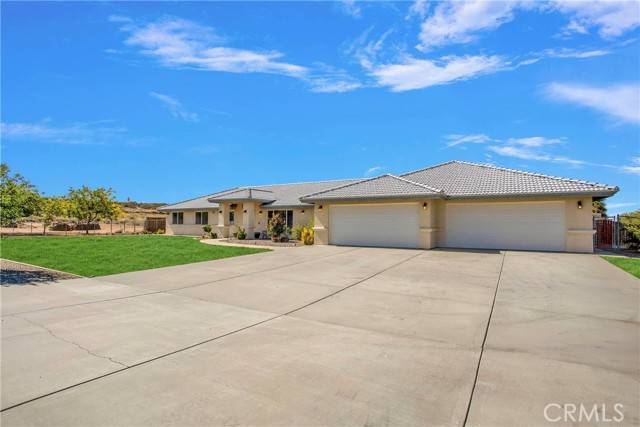 Oak Hills, CA 92344,11020 Blue Jay Way