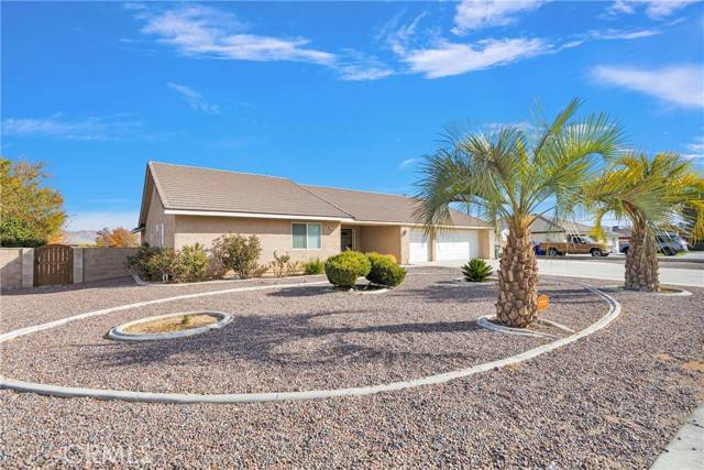 Apple Valley, CA 92307,13935 RINCON Road