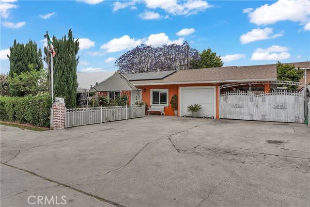 Cudahy, CA 90201,5231 Clara Street