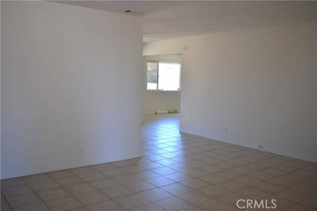 Hesperia, CA 92345,18107 Sycamore Street