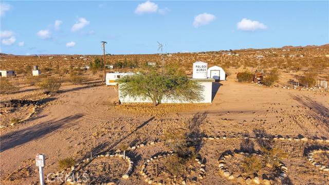 Landers, CA 92285,5457 Larrea Road