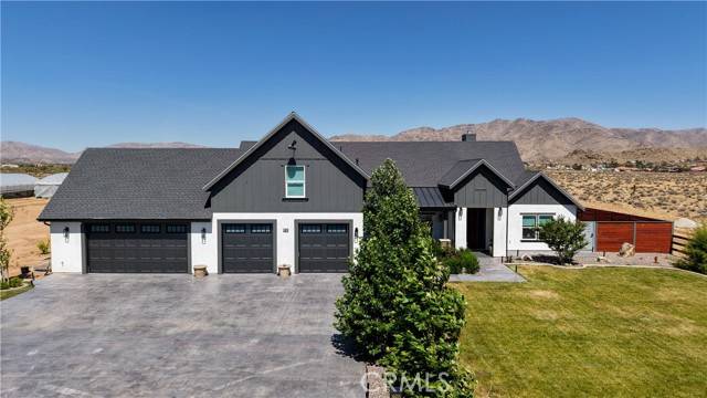 Apple Valley, CA 92307,23670 Shirwaun