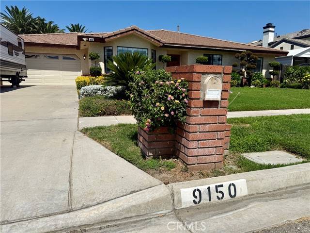 Fontana, CA 92335,9150 Boxwood Avenue