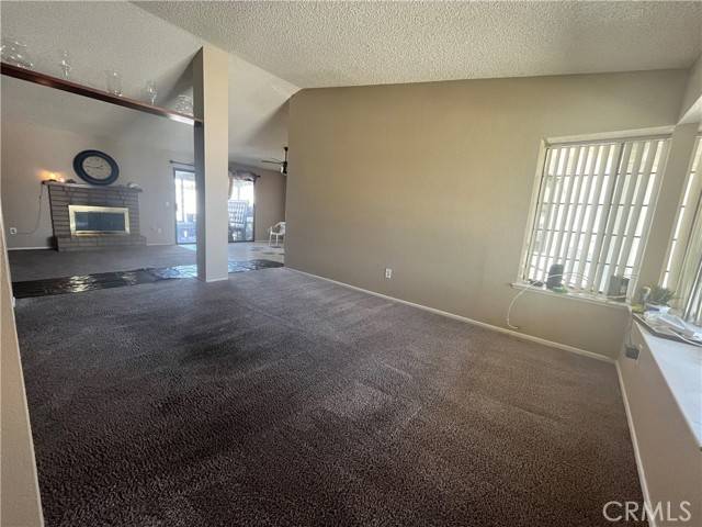 Victorville, CA 92394,15175 Mesquite Court