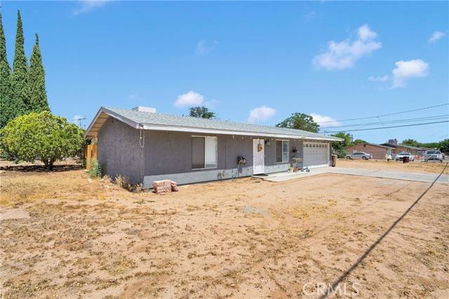 Hesperia, CA 92345,9754 5th Avenue