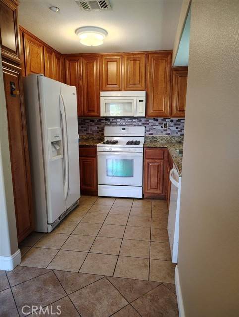 Apple Valley, CA 92308,19229 Palo Verde Drive