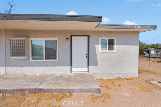 Daggett, CA 92327,33454 Hampton Way