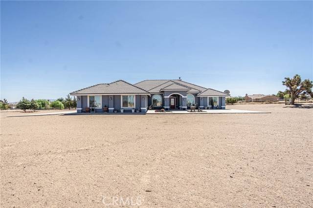 Oak Hills, CA 92344,9735 Elsinore Road