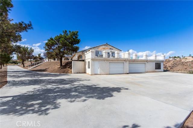 Oak Hills, CA 92344,8384 Highland Court