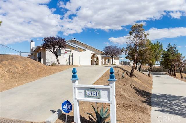 Oak Hills, CA 92344,8384 Highland Court