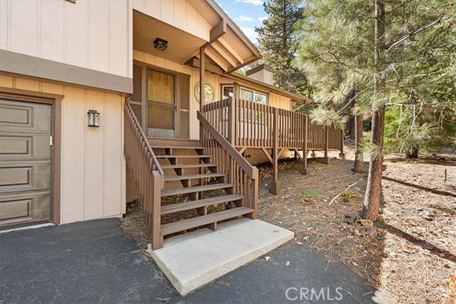 Wrightwood, CA 92397,23132 Cardinal