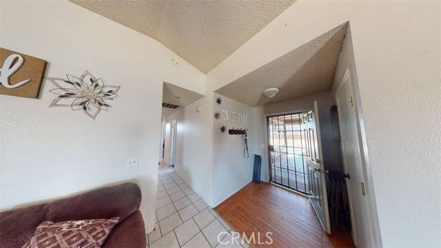 Hesperia, CA 92345,9381 Choiceana