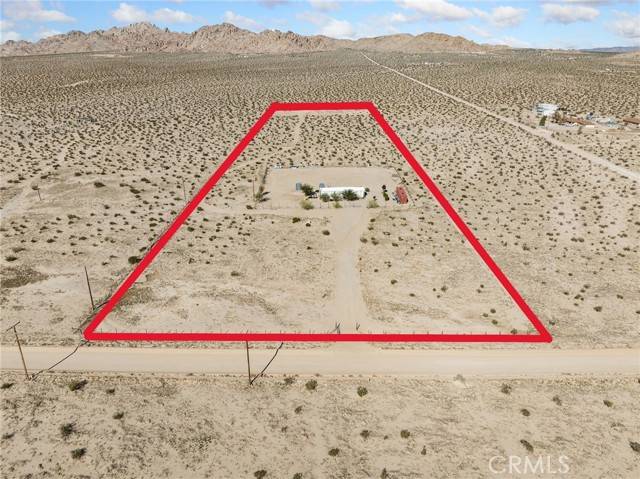 Lucerne Valley, CA 92356,39626 E End Road