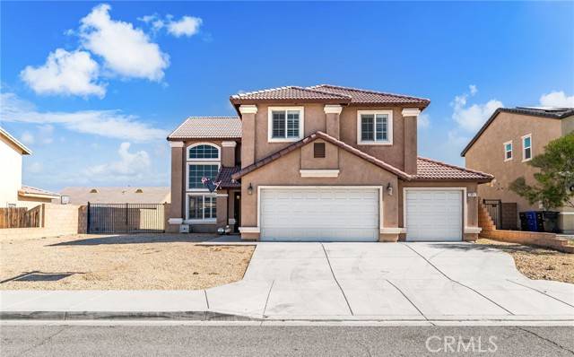 Victorville, CA 92395,13011 Whispering Creek