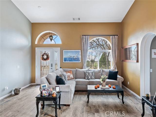 Pinon Hills, CA 92372,10160 Pineview Road