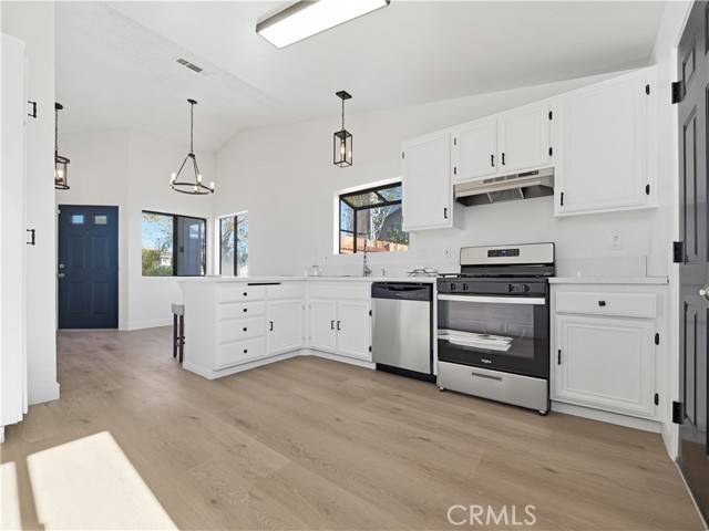 Hesperia, CA 92344,14179 Rosewood Drive