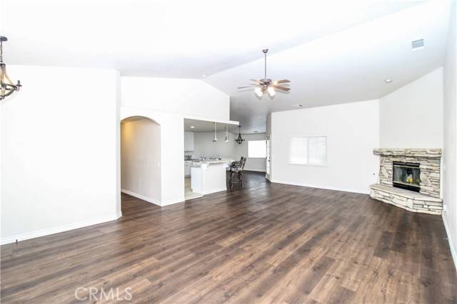 Victorville, CA 92395,17772 Pebble Beach