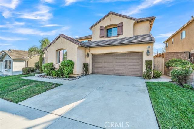 Corona, CA 92883,25406 Singleleaf Street