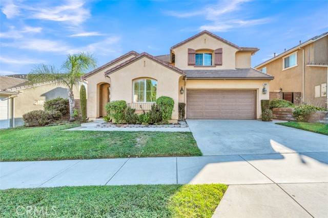 Corona, CA 92883,25406 Singleleaf Street