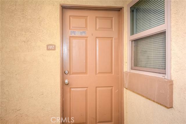 Riverside, CA 92507,1130 W Blaine Street #102