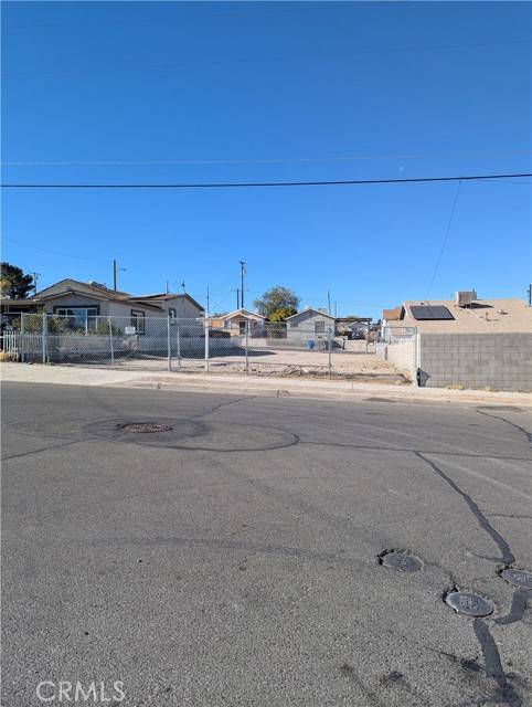 Barstow, CA 92311,1811614 Wilshire Place