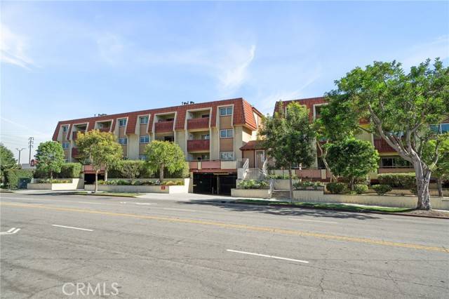 El Segundo, CA 90245,950 Main Street #304