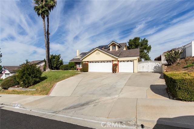 Grand Terrace, CA 92313,22930 Wren Street