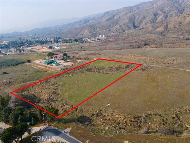 Yucaipa, CA 92399,0 Ivy Ln.