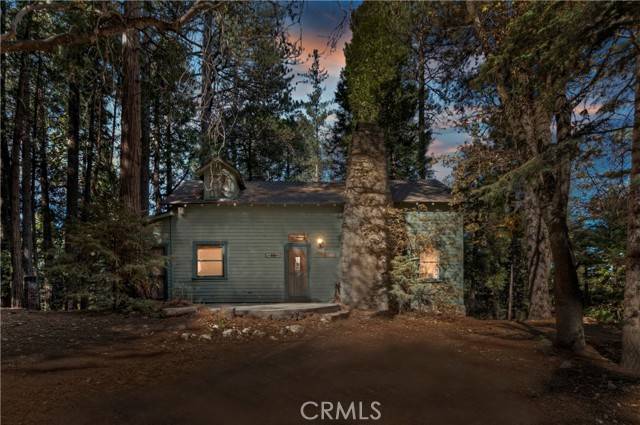 Lake Arrowhead, CA 92352,648 Crest Estates Drive