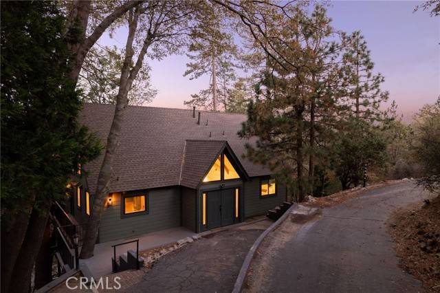 Lake Arrowhead, CA 92352,144 Old Toll Road