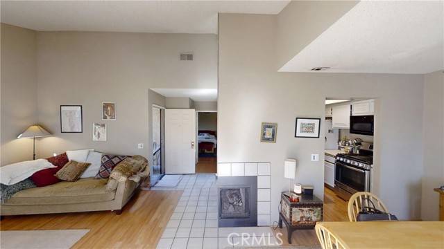 Riverside, CA 92507,600 Central Avenue #372